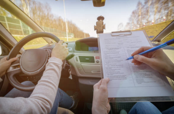 4 điều cơ bản cần biết trước khi học lái xe
