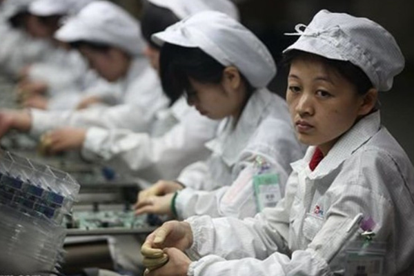 Từ chuyện Apple, Foxconn bị tố bóc lột người lao động ở Trung Quốc, nhìn về thực trạng công nhân của Việt Nam