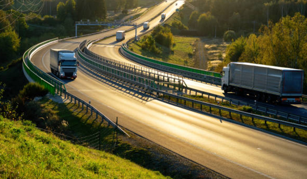 15 nguyên tắc vận hành xe tải an toàn, lái xe cần biết