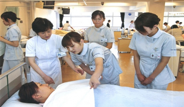 Sau Đức, Nhật Bản tuyển 240 điều dưỡng, hộ lý sang làm việc